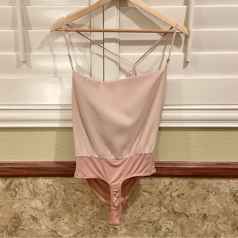 Lulus NWT Bodysuit Blush Pink Sz Small Spaghetti Adjustable Straps Style MT1412